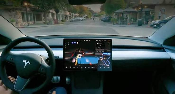 Tesla’s New FSD Software Is Getting Faster — But What Does a Real-World Reaction Test Actually Prove?